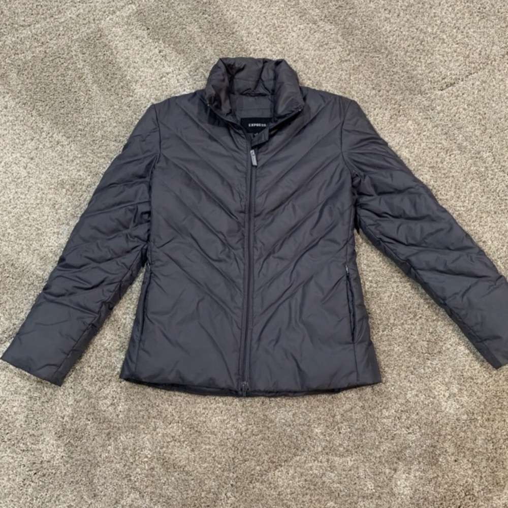 EXPRESS Women’s Puffer coat